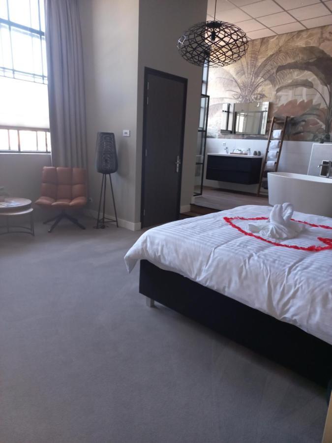 Boutique Hotel De Oude Veste เฮเลวุทสไลส์ ภายนอก รูปภาพ