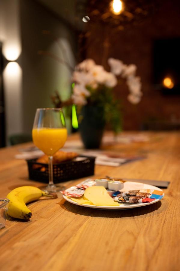 Boutique Hotel De Oude Veste เฮเลวุทสไลส์ ภายนอก รูปภาพ