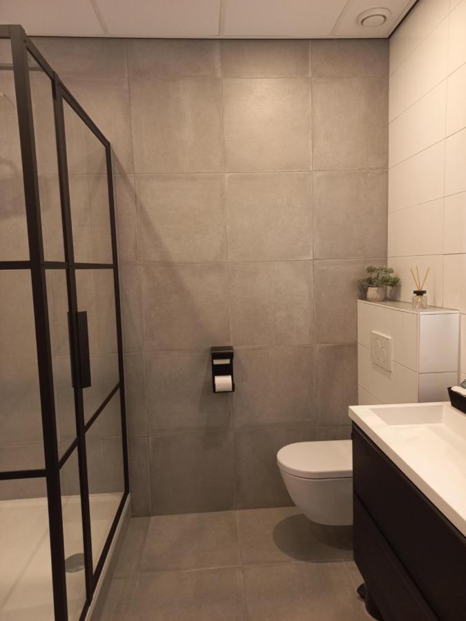 Boutique Hotel De Oude Veste เฮเลวุทสไลส์ ภายนอก รูปภาพ